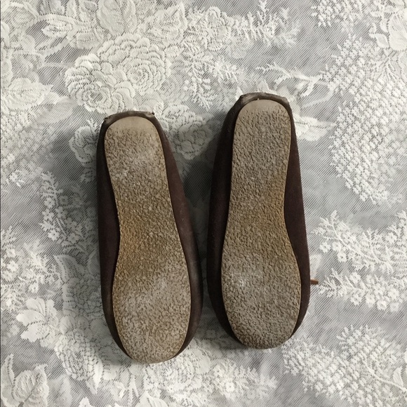 Set for Donation!!! Minnetonka | Sherpa Slides - Picture 3 of 5